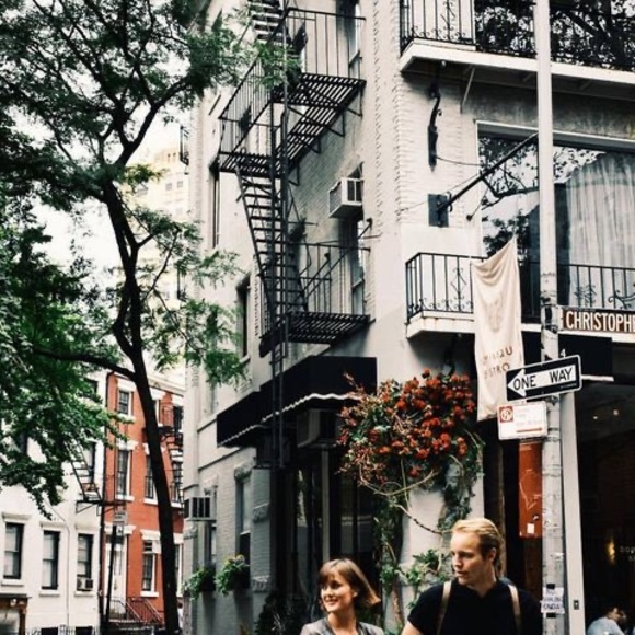 Profile Picture of Paulina Heule (@paulinaheule) on Poshmark