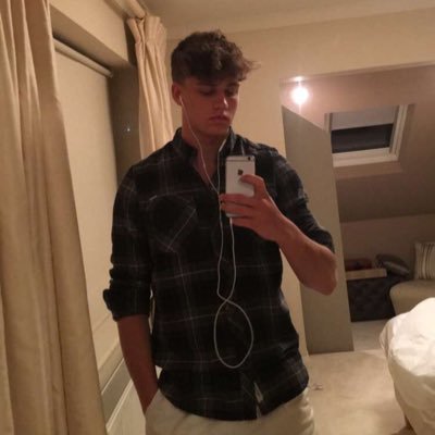 Profile Picture of Frank (@frank_wharton00) on Twitter