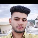 Profile Picture of 🍓 🎀 𝒜𝓃𝓀𝒾𝓉 𝒸𝒽𝒶𝓌𝓁𝒶 🎀 🍓 (@ankit_chawla_143) on Instagram