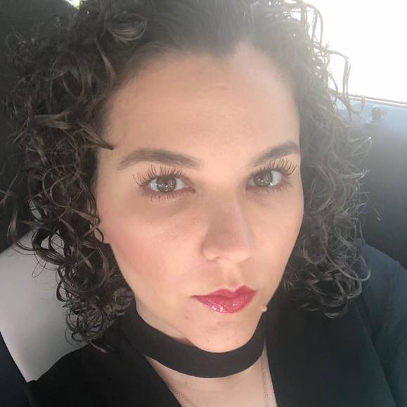 Profile Picture of Fabiola Sanchez-sandoval (@fabiola93) on Poshmark