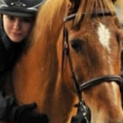 Profile Picture of Claire Sharp (@ClaireSharp95) on Youtube