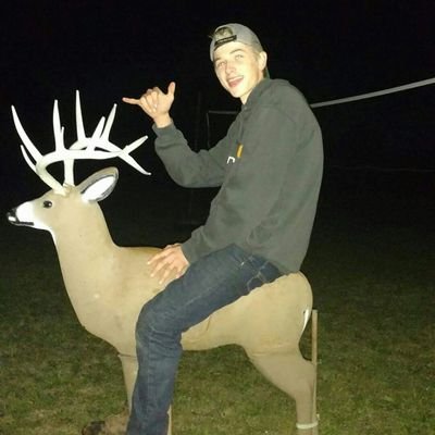 Profile Picture of Trevor James Esker (@TrevorEsker) on Twitter