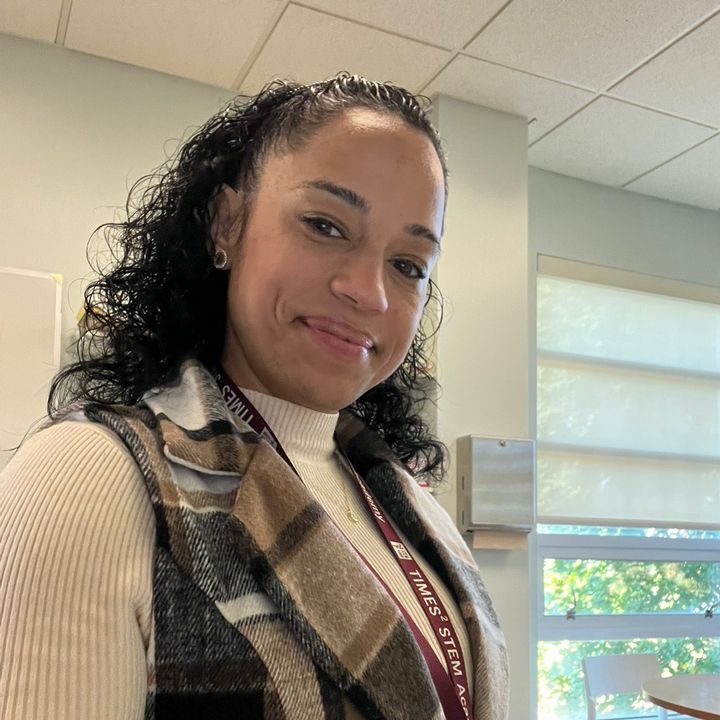 Profile Picture of Claribel (@p_claribel) on Tiktok