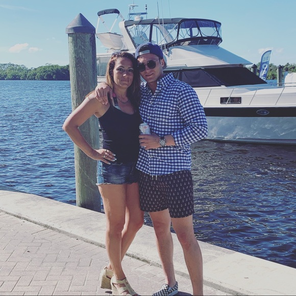 Profile Picture of Anthony Busemeyer (@anthonyb31) on Poshmark