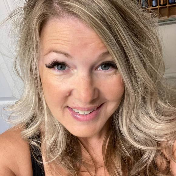 Profile Picture of Katherine Cullimore (@khagan1975) on Poshmark