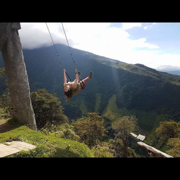 Profile Picture of Caroline Ginnane (@cginnane) on Poshmark