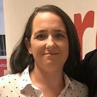 Profile Picture of Lorena Massanet 🌈💜✊ (@loremass27) on Twitter