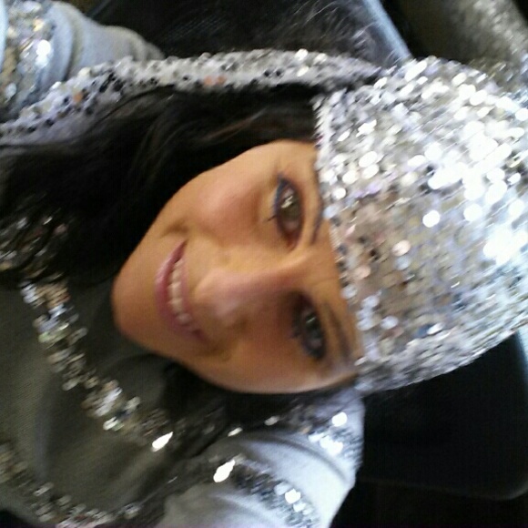 Profile Picture of Christine Forde (@forde) on Poshmark