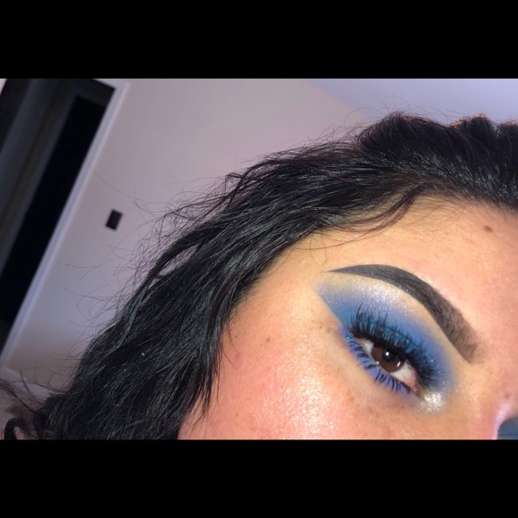 Profile Picture of Arielle Melendez (@ariellemelendez) on Poshmark