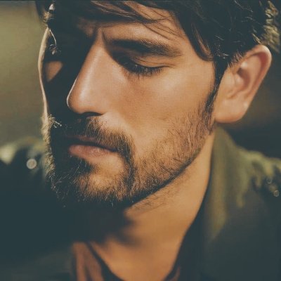 Profile Picture of ™شیرازی || Hasan (@ShiraziOffical) on Twitter