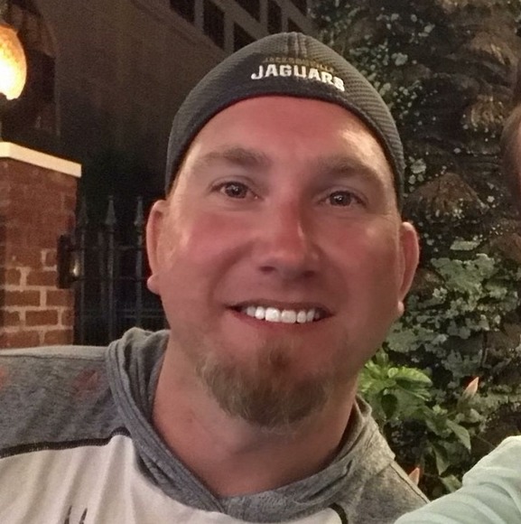 Profile Picture of Tim Bridges (@buff_bridges) on Poshmark