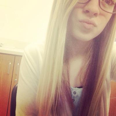Profile Picture of Taylor Martin (@PebblesMartin) on Twitter