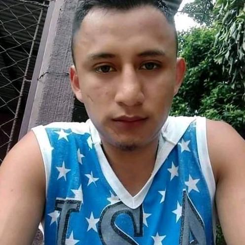 Profile Picture of ÉliseBeauchamp (@m2qdseuen5o) on Tiktok