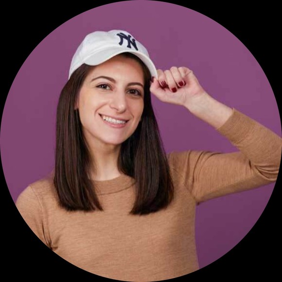 Christina Sirabella - Poshmark Profile Picture of Christina Sirabella (@csirabella) on Poshmark