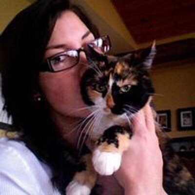 Profile Picture of April Cooley (@AprilCooley13) on Twitter