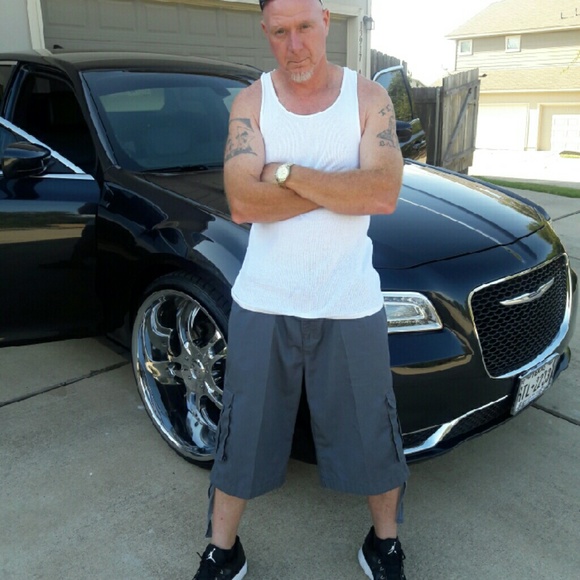 Profile Picture of Daniel Mccloud (@ogrob) on Poshmark