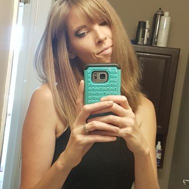 Profile Picture of Jennifer Kemper (@JenniferKempe19) on Twitter