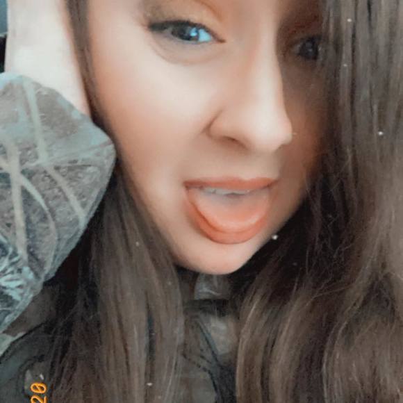Profile Picture of Jamie Groesbeck (@jamie13drysdale) on Poshmark