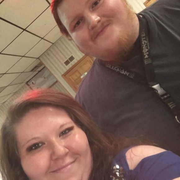 Profile Picture of Jessica n trevor Newton (@scrubydew) on Poshmark