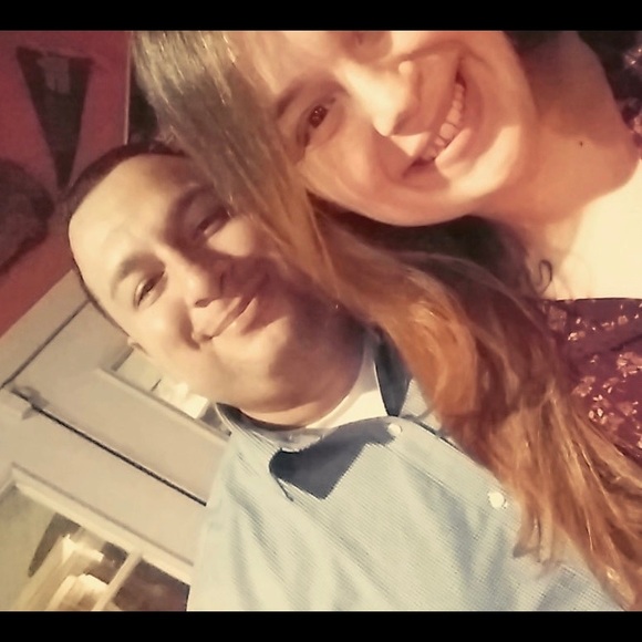 Profile Picture of Joey Perales (@joeyperales) on Poshmark