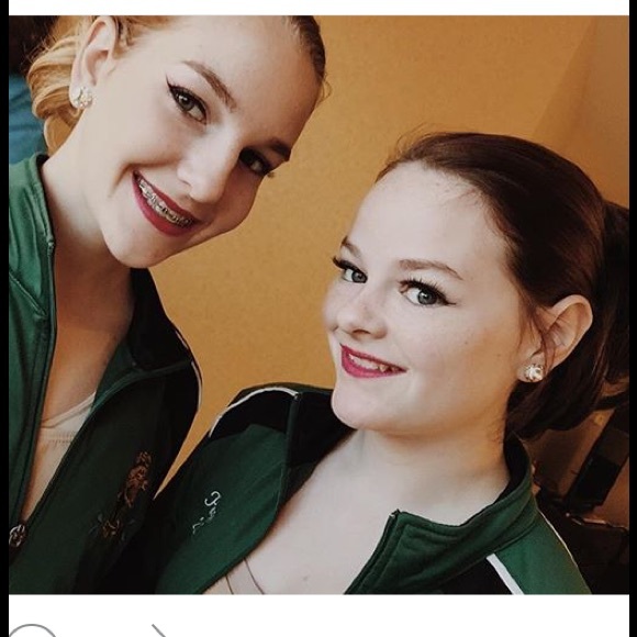 Cassie Pagani - Poshmark Profile Picture of Cassie Pagani (@music_note12) on Poshmark