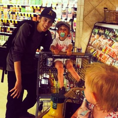 Profile Picture of Sean Patrick Howley (@patrickhaole) on Twitter