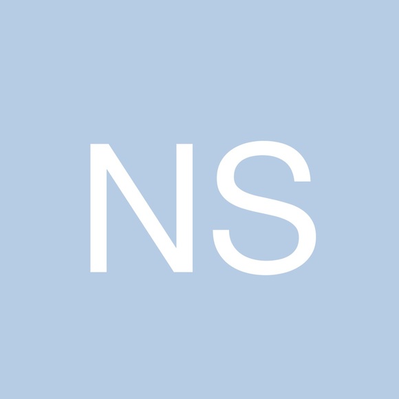 Profile Picture of Nichole Sharpe (@nisharpsan) on Poshmark