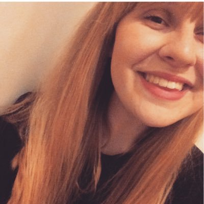 Profile Picture of Em (@emily_kew) on Twitter