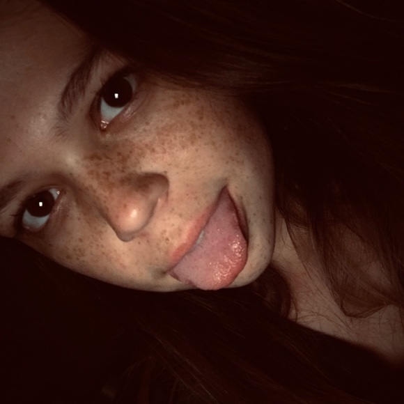 Profile Picture of Shay Morgan (@shay_grace_m) on Poshmark