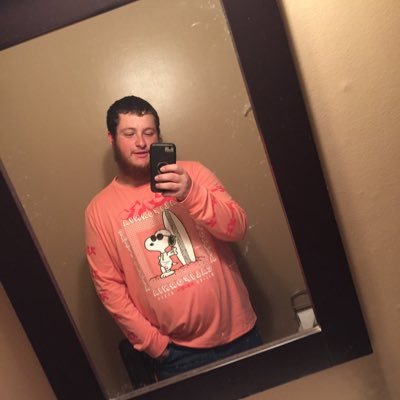 Profile Picture of Brandon Hare (@lilpost15) on Twitter