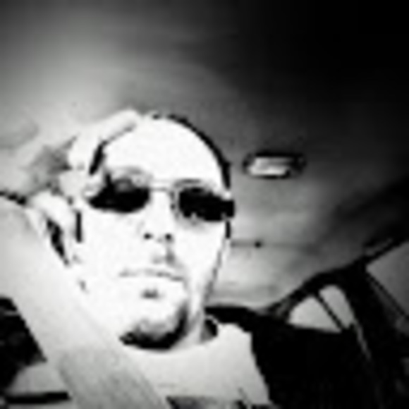 Profile Picture of Randall Klicka (@klickaklicka81) on Poshmark