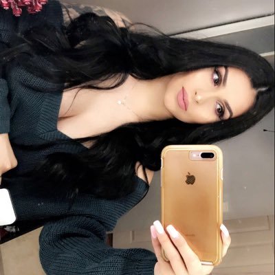 Profile Picture of Jasmine Lara (@OhyeahJasmine) on Twitter