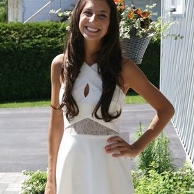 Profile Picture of Lori-Anne Marsan (@lorilislandaise) on Pinterest