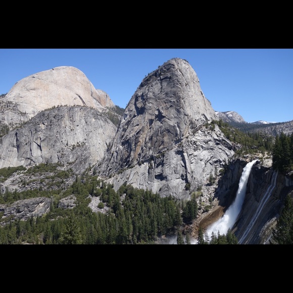 Profile Picture of Noelle Outson (@noelleoutson) on Poshmark