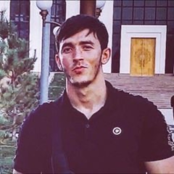 Profile Picture of Amir zikrullah Amirzada (@amirizikrullah) on Poshmark