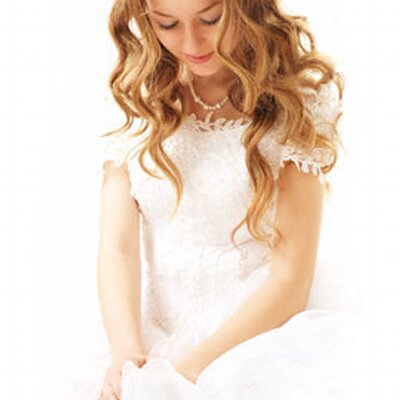 Profile Picture of Nanette Boyd-Dunlop (@weddinghb) on Twitter