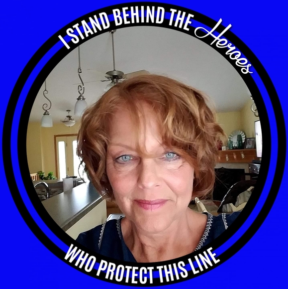 Profile Picture of Tracy Woulfe (@twoulfe62) on Poshmark