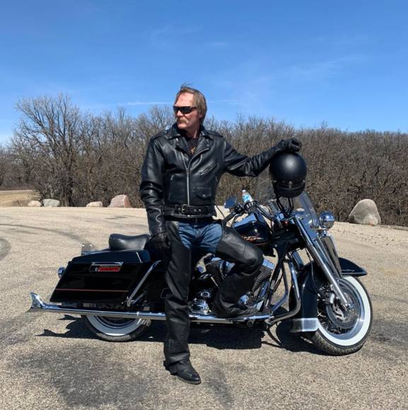 Todd Haakenson - Poshmark Profile Picture of Todd Haakenson (@toddhaakenson) on Poshmark