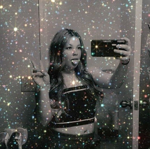 Profile Picture of Shari l Lantry (@slantry) on Poshmark