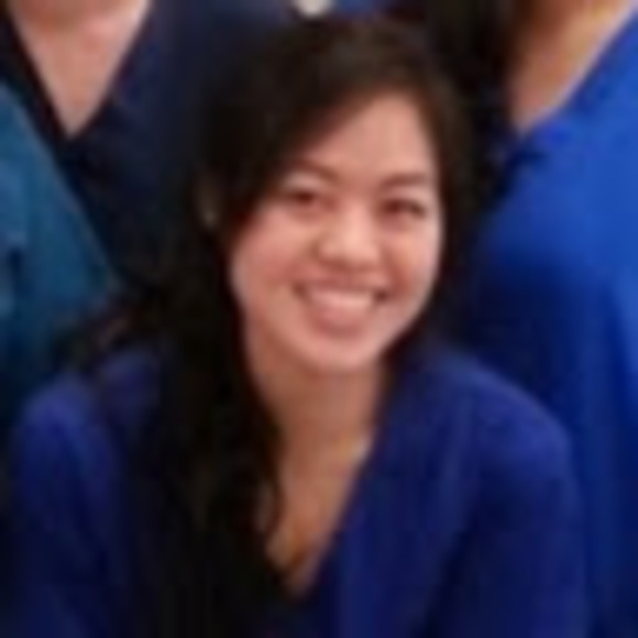 Profile Picture of Amanda Chiu (@achiu90) on Poshmark