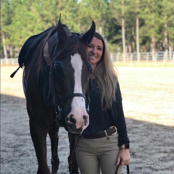 Profile Picture of Mckenna Rossomme (@kenna_rossomme) on Poshmark