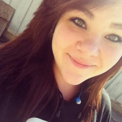 Profile Picture of ⚓DinosaurZombie⚓ (@BriannaMcGirr) on Twitter