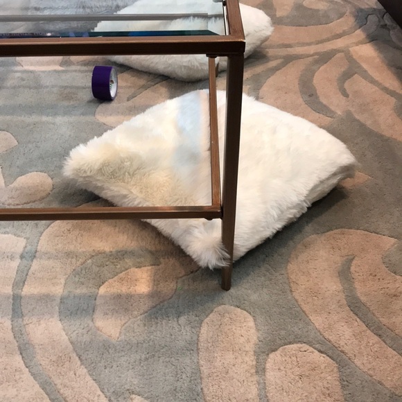 Profile Picture of Lorraine Argenzio (@largenzio) on Poshmark