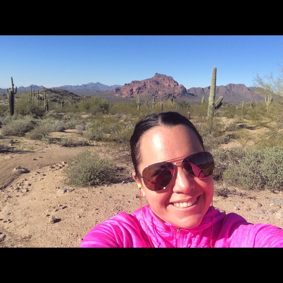 Profile Picture of Sarajean Howells (@sjh307) on Poshmark