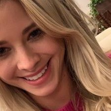 Profile Picture of Maria Dupond (@MariaDu45522063) on Twitter