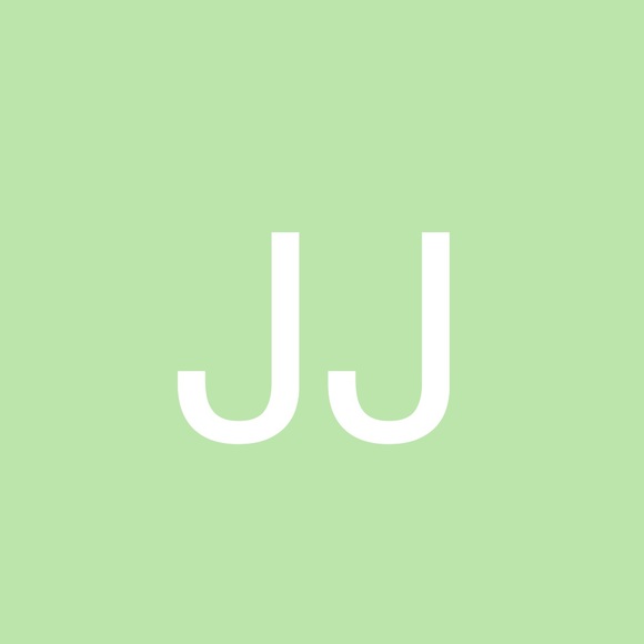 Profile Picture of Jbra32ud3344 Jbra32ud3344 (@jbra32ud3344) on Poshmark