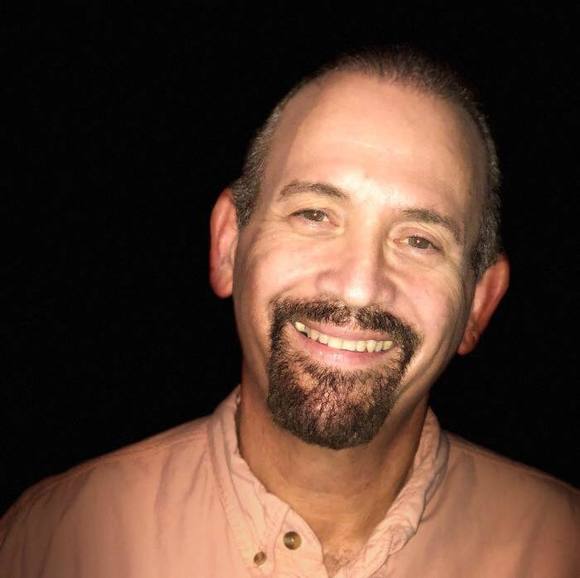 Profile Picture of Eric Schindler (@eschind524) on Poshmark