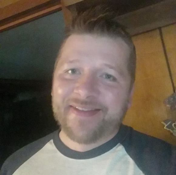 Profile Picture of Adam Mccourt (@akmccourt21) on Poshmark