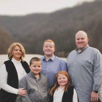 Profile Picture of Tanya Gibbs Dotson (@Mom2MaxSamZoe) on Twitter