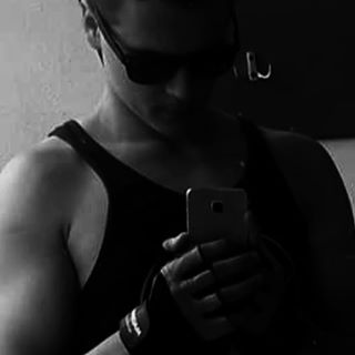 Profile Picture of Edward Mihail (@edward.calibre) on Facebook